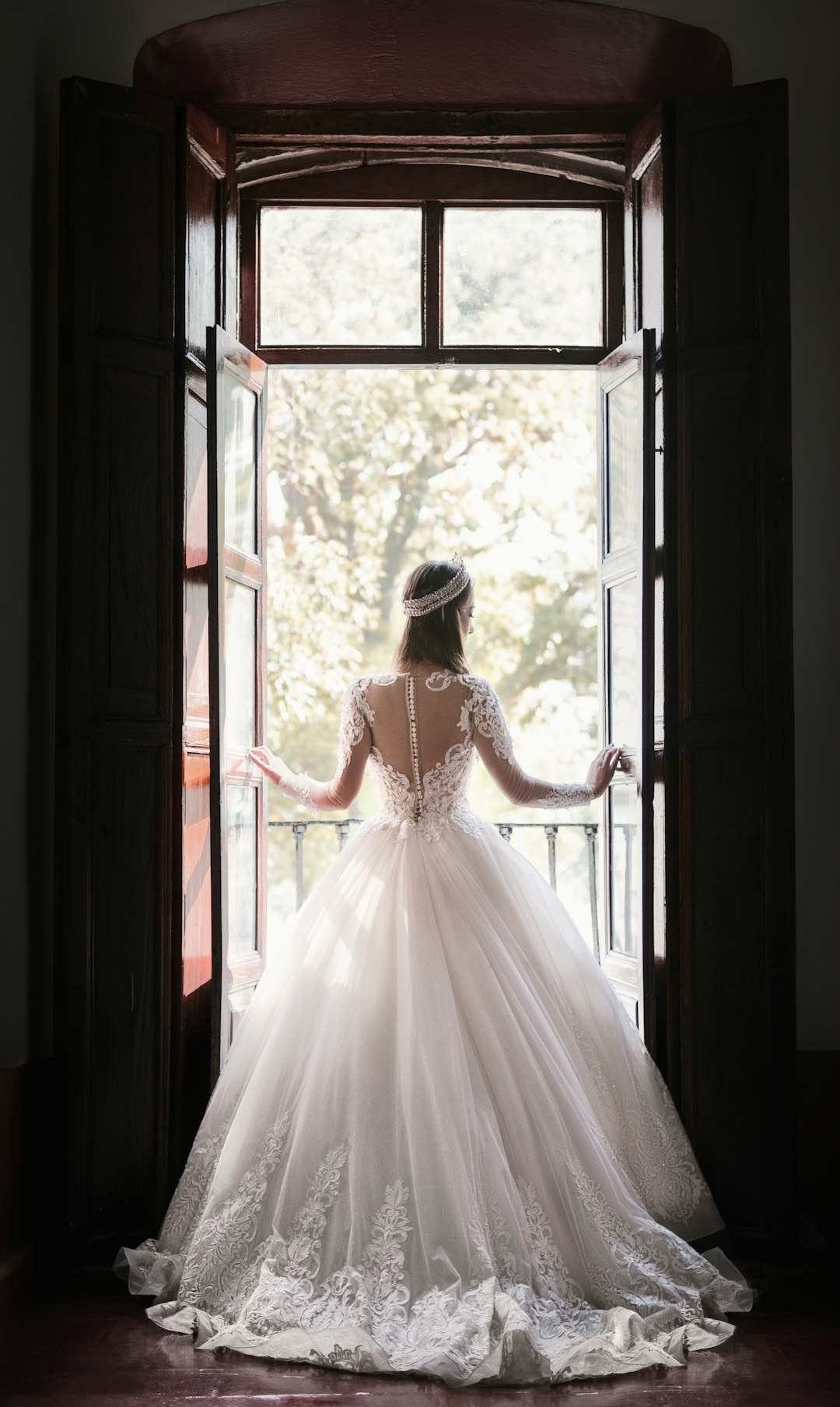 The Rise of At-Home Services for the Bridal & Special Occasion Tailor Shop in the UAE